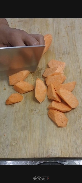 拔丝红薯的做法步骤：2