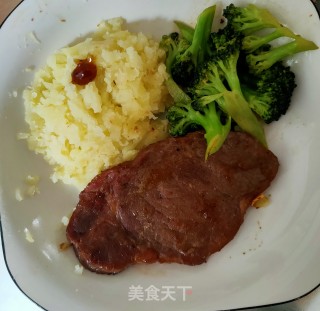 黑椒牛排的做法步骤：3