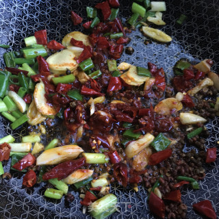 吮指香辣虾尾的做法步骤：7