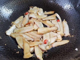 杏鲍菇炒春菜的做法步骤：8