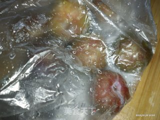 椒盐钱排三华李的做法步骤：2