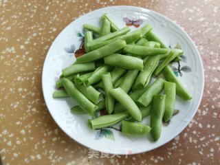 鲜虾粉皮汤的做法步骤：3