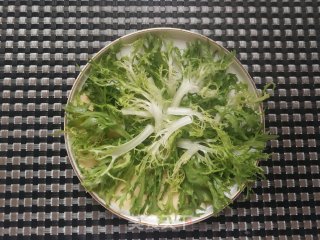 紫甘蓝苦菊鸡蛋沙拉的做法步骤：4