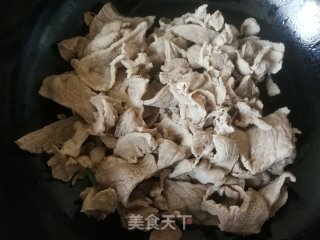 蚝油炒肉片的做法步骤：4