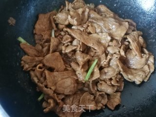蚝油炒肉片的做法步骤：6