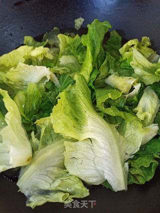 橄榄油蒜香生菜的做法步骤：3