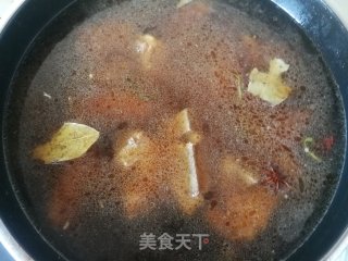 胡萝卜冬瓜炖猪颈骨的做法步骤：9