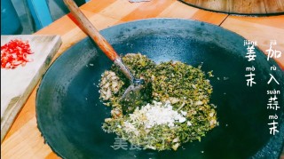 超级下饭的家乡美食——腌菜烧肉的做法步骤：2