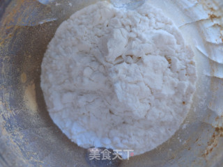 牛奶莲子软糕的做法步骤：2