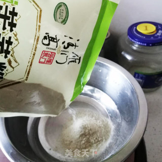 土豆丝早餐饼-土豆丝竟有这么多吃法，还这么方便又美味？的做法步骤：1