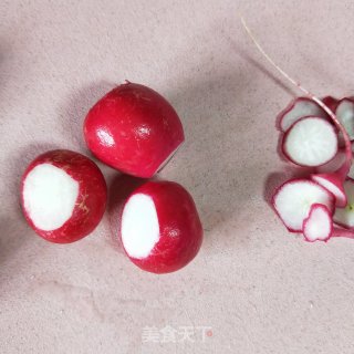 糖醋樱桃萝卜的做法步骤：2