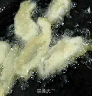 酥脆九肚鱼的做法步骤：5