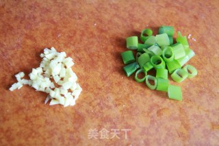 干煸豆角的做法步骤：2