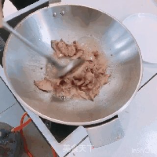 韭菜炒猪肝的做法步骤：5