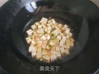 鸡蛋炒豆腐的做法步骤：7