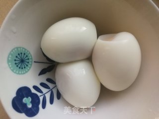 凉拌鸡蛋的做法步骤：2