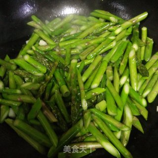 蒜蓉芦笋的做法步骤：4
