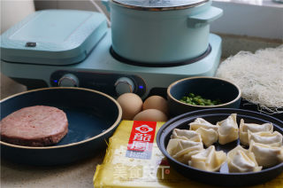 花样馄饨早餐的做法步骤：1