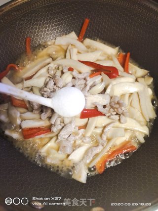 肉丝炒杏鲍菇的做法步骤：6