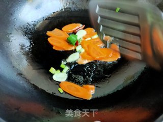 蟹味菇炒油菜的做法步骤：8