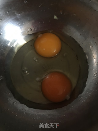 辣椒炒鸡蛋的做法步骤：1