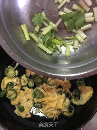 辣椒炒鸡蛋的做法步骤：8