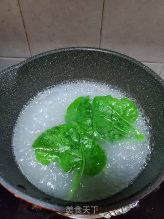 榨菜鸡蛋汤米粉的做法步骤：3