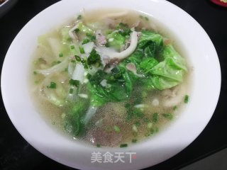 凤尾菇白菜瘦肉汤的做法步骤：7