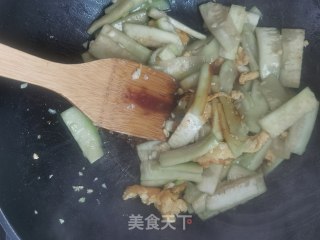 鸡蛋煮丝瓜的做法步骤：8