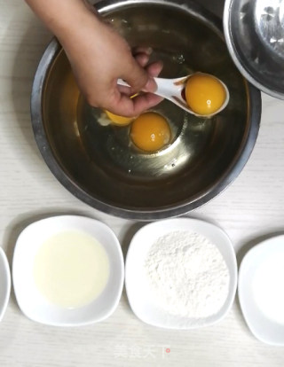 超详细解说戚风蛋糕的做法步骤：2