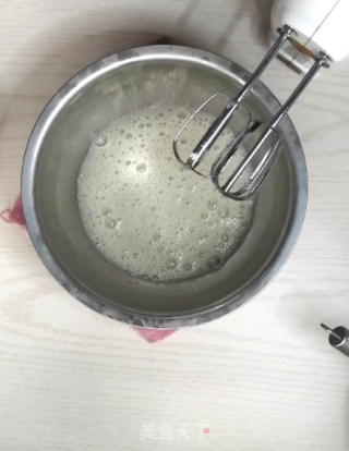 超详细解说戚风蛋糕的做法步骤：7