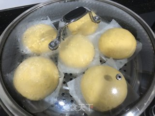 黄金馒头的做法步骤：7