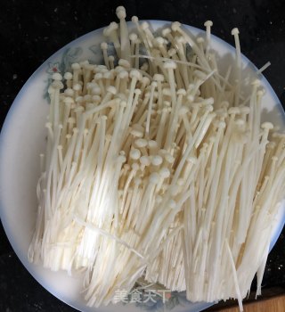 蚝菇烩的做法步骤：3