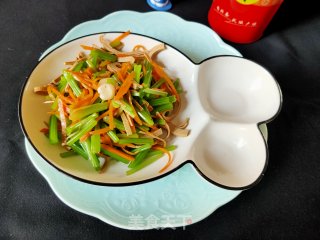 香芹拌胡萝卜的做法步骤：8