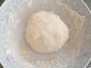 肠仔包的做法步骤：4