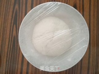 肠仔包的做法步骤：5