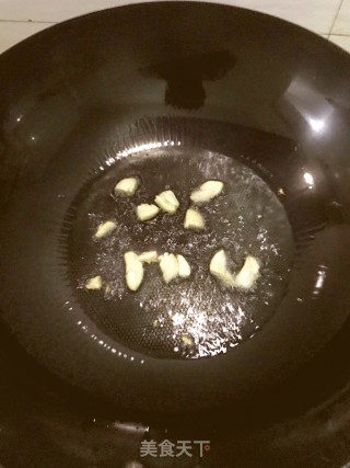 鸡胸肉炒豆角的做法步骤：3