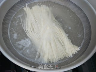 蔬菜凉面的做法步骤：2