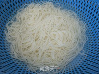 蔬菜凉面的做法步骤：3