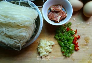 肉末干切粉的做法步骤：1