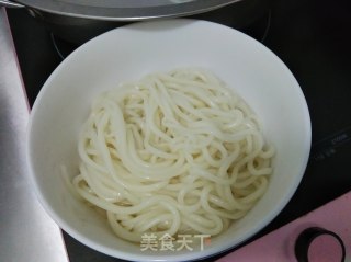 西红柿洋葱牛肉浇面的做法步骤：8