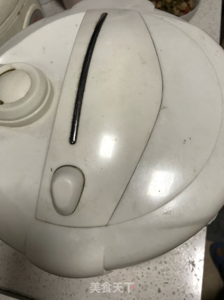 电饭锅焖鸭的做法步骤：6
