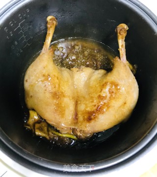 电饭锅焖鸭的做法步骤：9