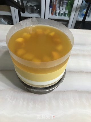 芒果酸奶慕斯蛋糕的做法步骤：26