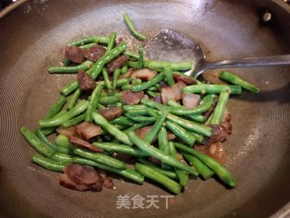 腊味炒四季豆的做法步骤：8