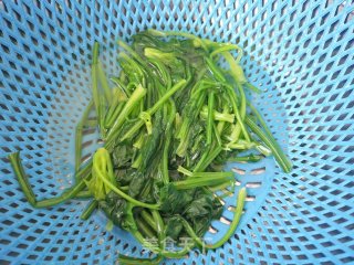 “ 食物边角料做大餐 ”菠菜干豆腐卷的做法步骤：4