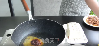 麻婆豆腐的做法步骤：3