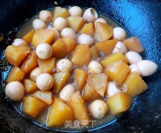 土豆炖鹌鹑蛋的做法步骤：9