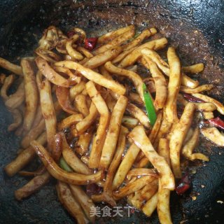 孜然爆炒鱿鱼的做法步骤：6
