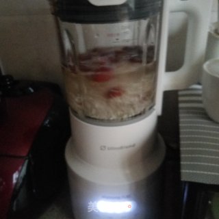 银耳红枣糯米羹的做法步骤：4